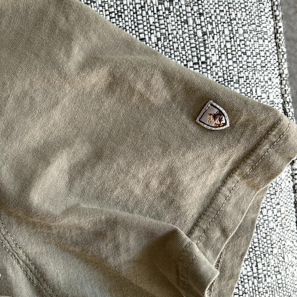 Mens large Kuhl short sleeve shirt. Olive green - Picture 4 of 7